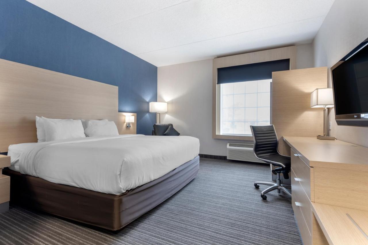 Quality Inn & Suites Oakville Pokój zdjęcie