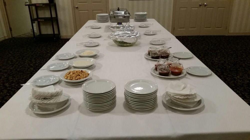 Quality Inn & Suites Oakville Zewnętrze zdjęcie