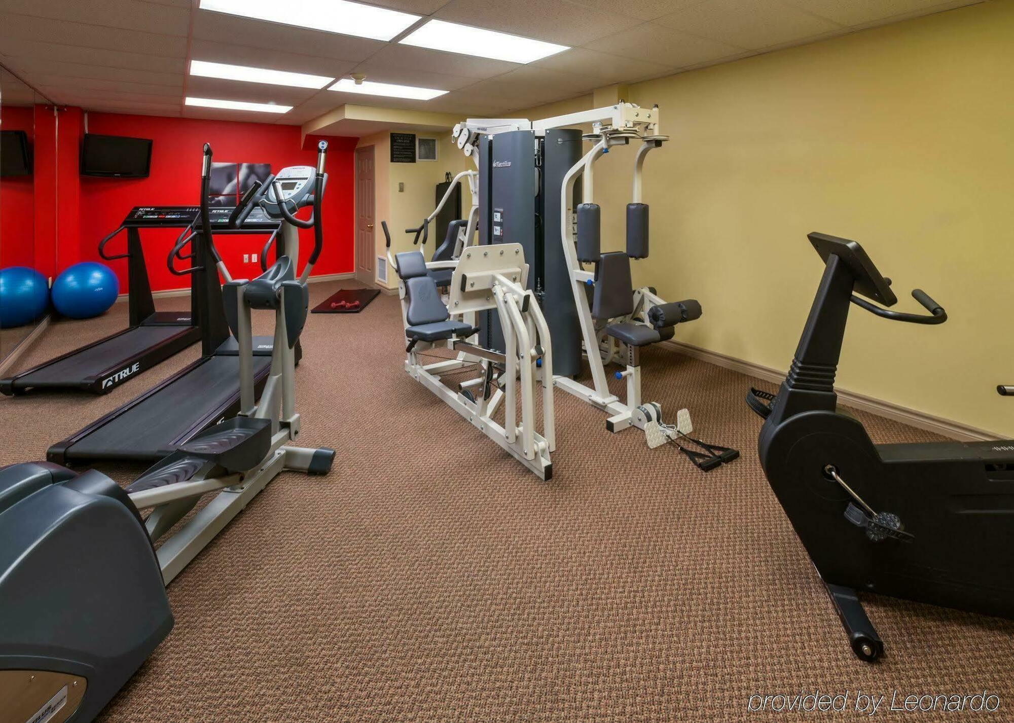 Quality Inn & Suites Oakville Zewnętrze zdjęcie